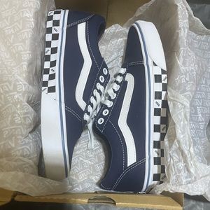 Vans low top sneakers